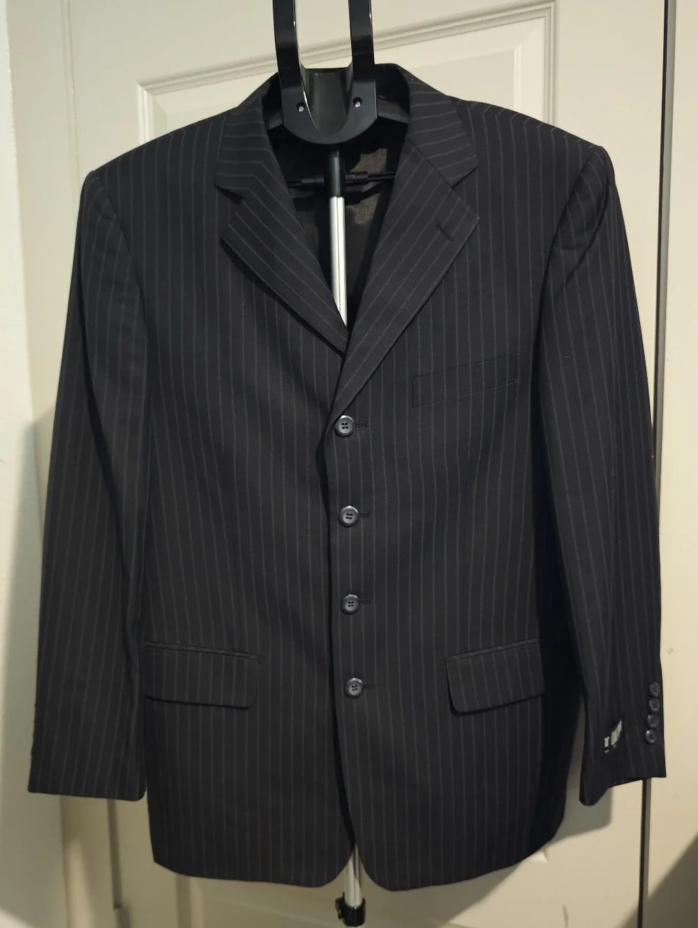 NWT Eddie Domani Men's Black Pinstripe Suit Unhemmed Trousers Size 40S / 34W